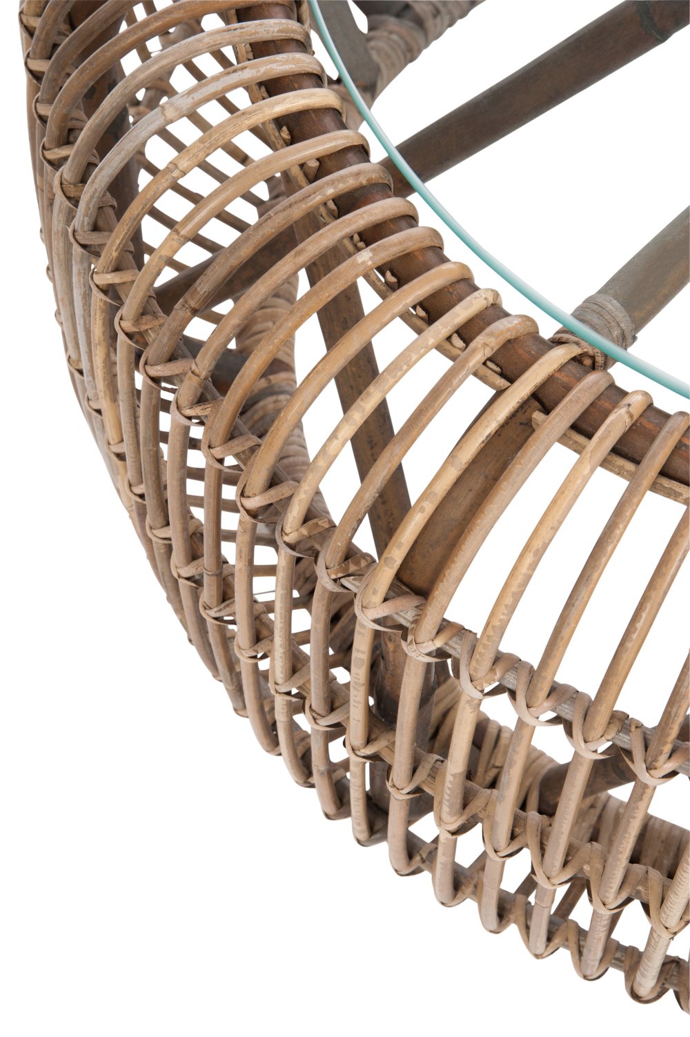 Table ronde BYZA en rotin naturel et verre.